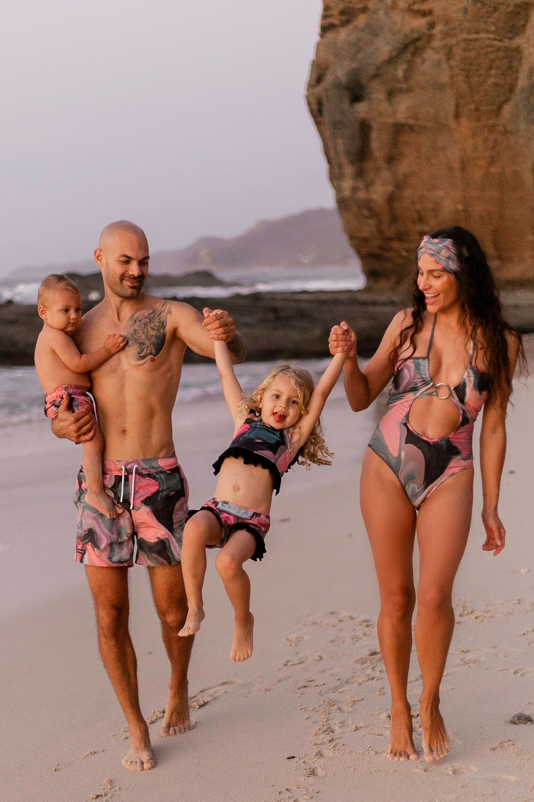 Traje fashion de baño familia